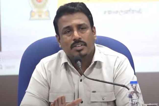 නියෝජ්‍ය ඇමති පොලීසියට දුන් අභියෝගය 