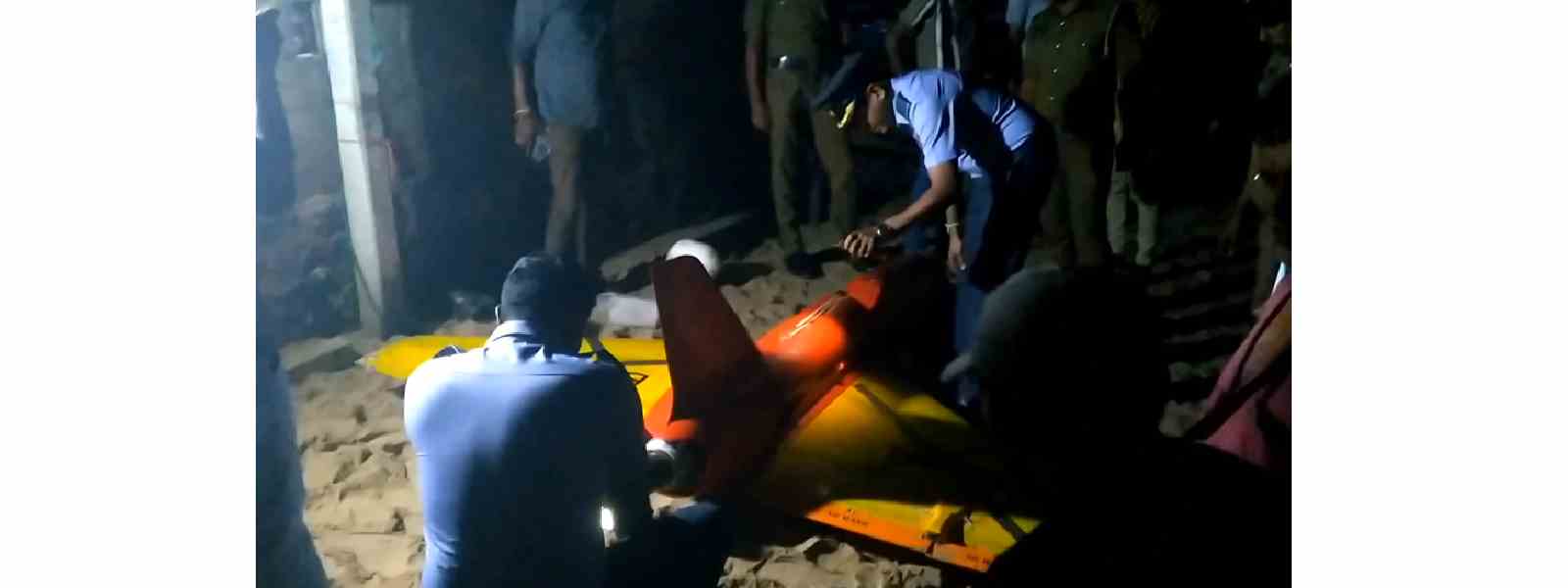 ත්‍රිකුණාමල වෙරළට ඔබ්බෙන් ඉන්දියන් සාගර කාලාපයේ ඩ්‍රෝන යානාවක්