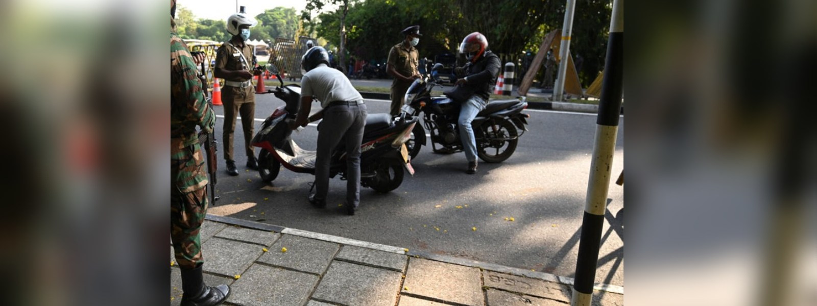 බීමත් රියැදුරන් අත්අඩංගුවට ගන්න ශ්වසන පරීක්ෂණ උපකරණ 150,000ක් පොලිස් ස්ථානවලට