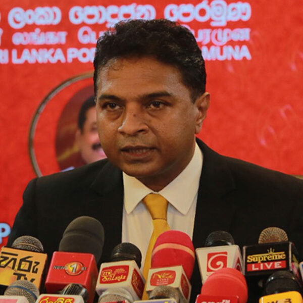 අධිකරණ ඇමතිගේ ආචාර්ය පදවියට විස්තර දුන්නේ සභානායක කාර්යාලයෙන් – සාගර කාරියවසම්