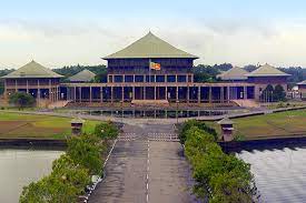 ආචාර්ය ගැටලුව ගැන පාර්ලිමේන්තුවේ ප්‍රධානීන්ගෙන් CIDය ප්‍රශ්න කරයි